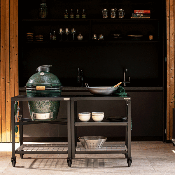 Big Green Egg Medium Ceramic Charcoal Grill - Image 2